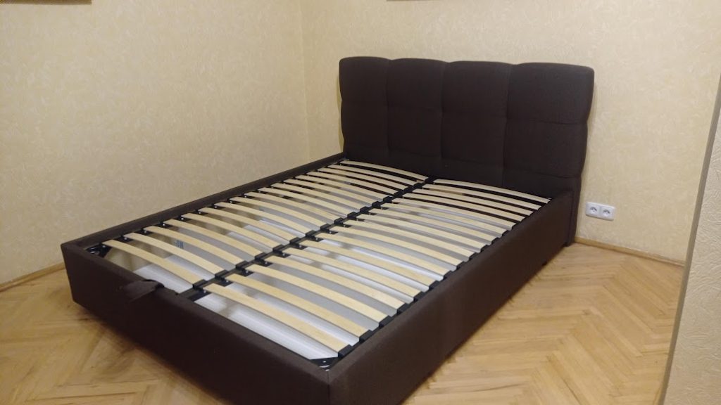 ліжко в тканині рогожка двоспальне практичне узголів’я